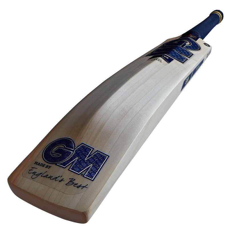 Gunn & Moore Brava 808 Cricket Bat