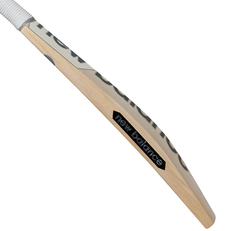 New Balance Heritage Plus Junior Cricket Bat